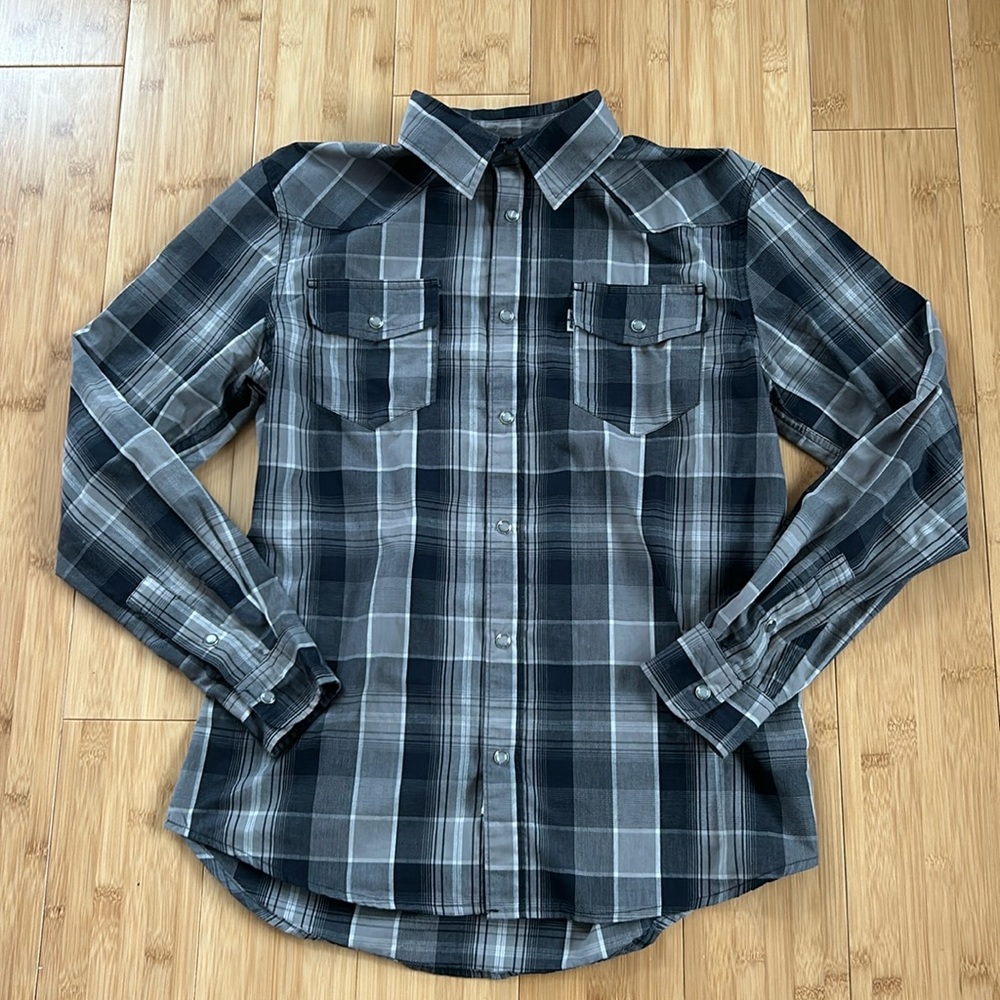 Levi’s Western Plaid Button-Down Shirt